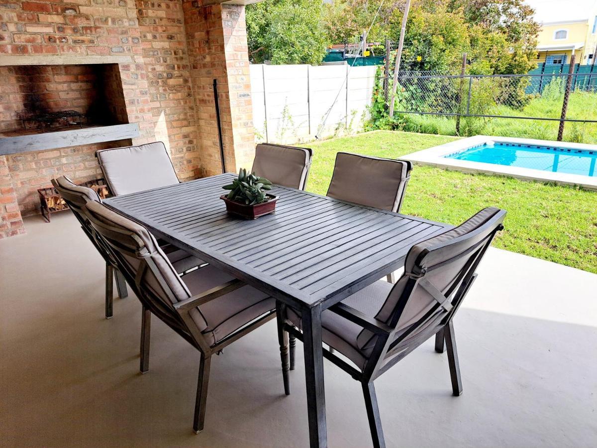 Karenina's Self-catering * Riebeek-Kasteel