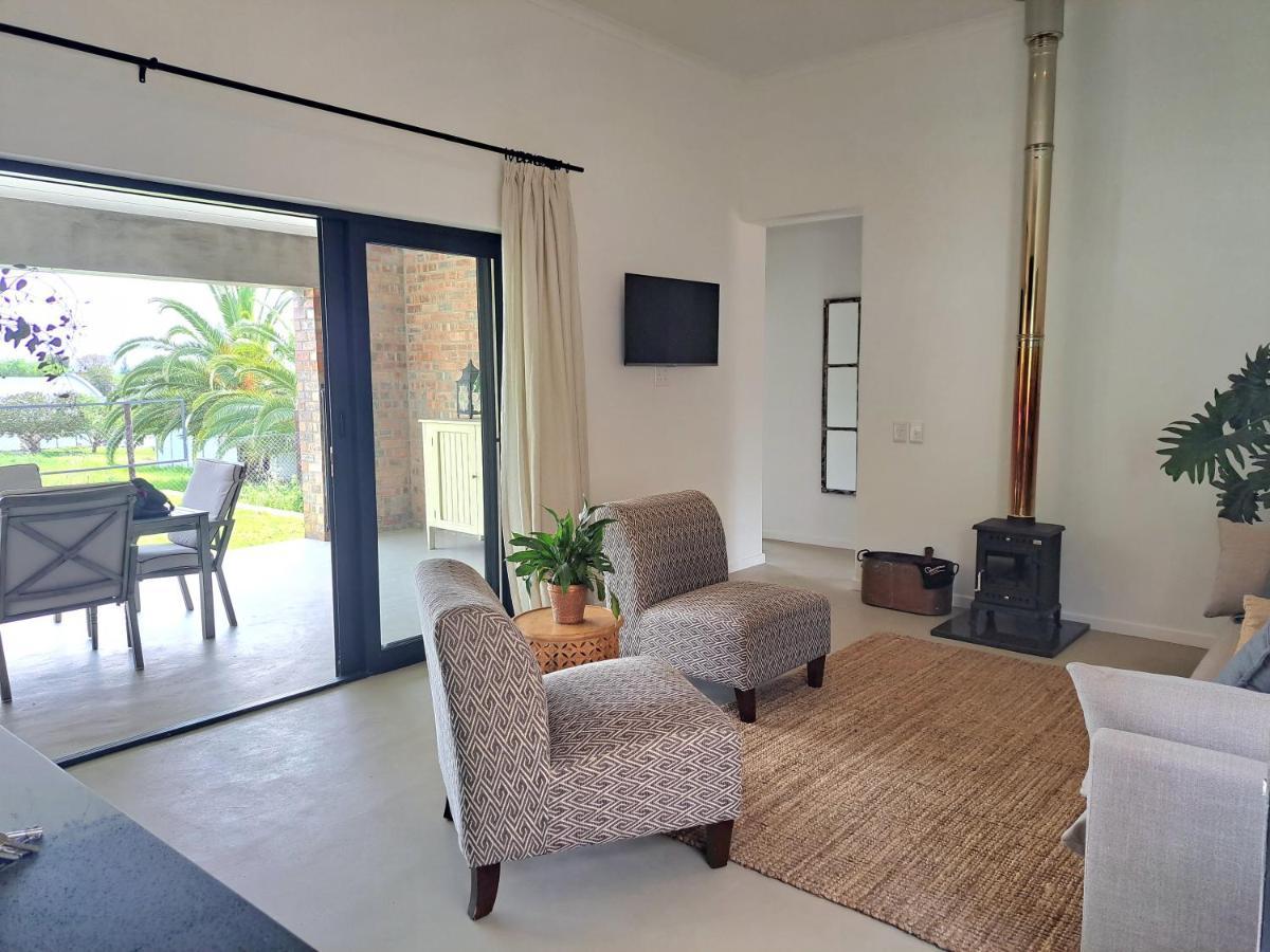 Karenina's Self-catering Villa *