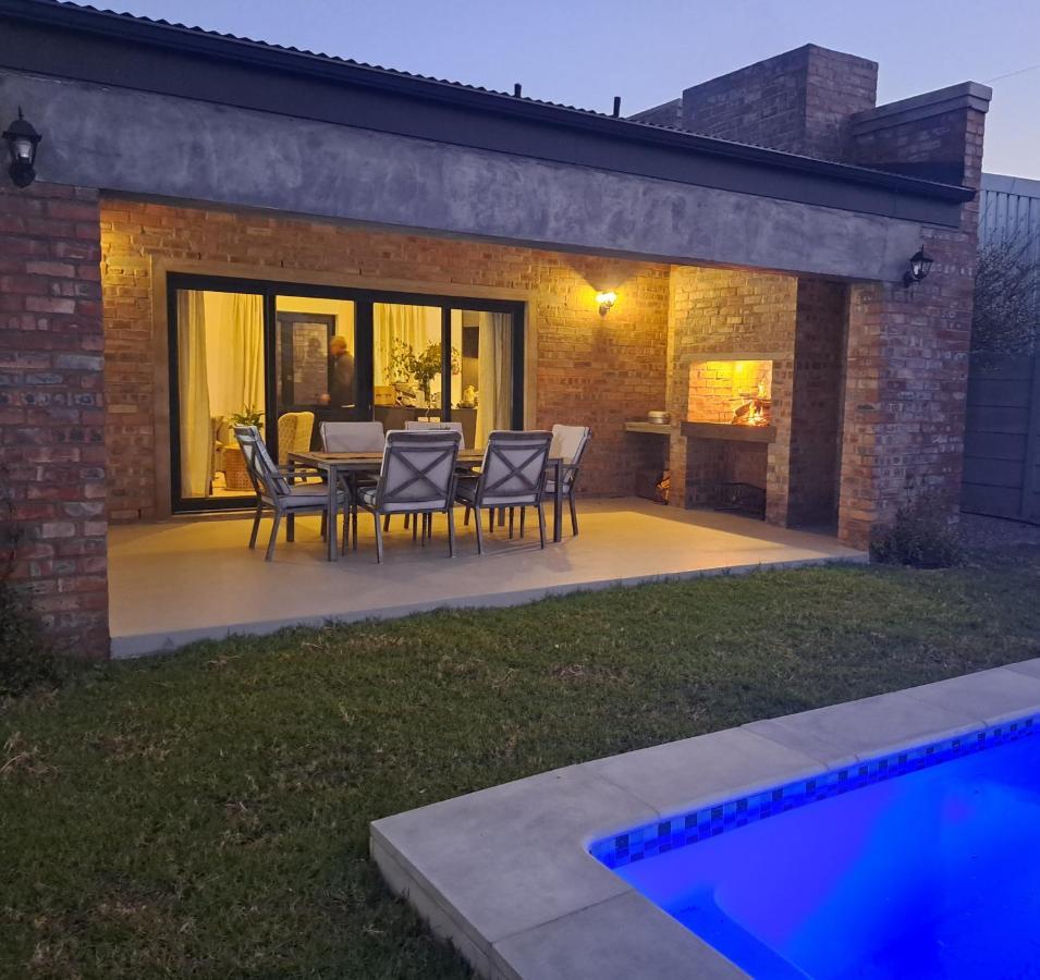 Karenina's Self-catering Villa *